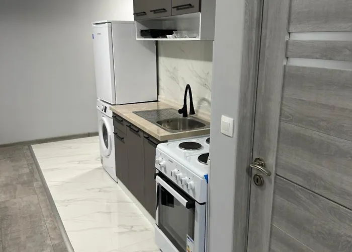 - весела улица アパート